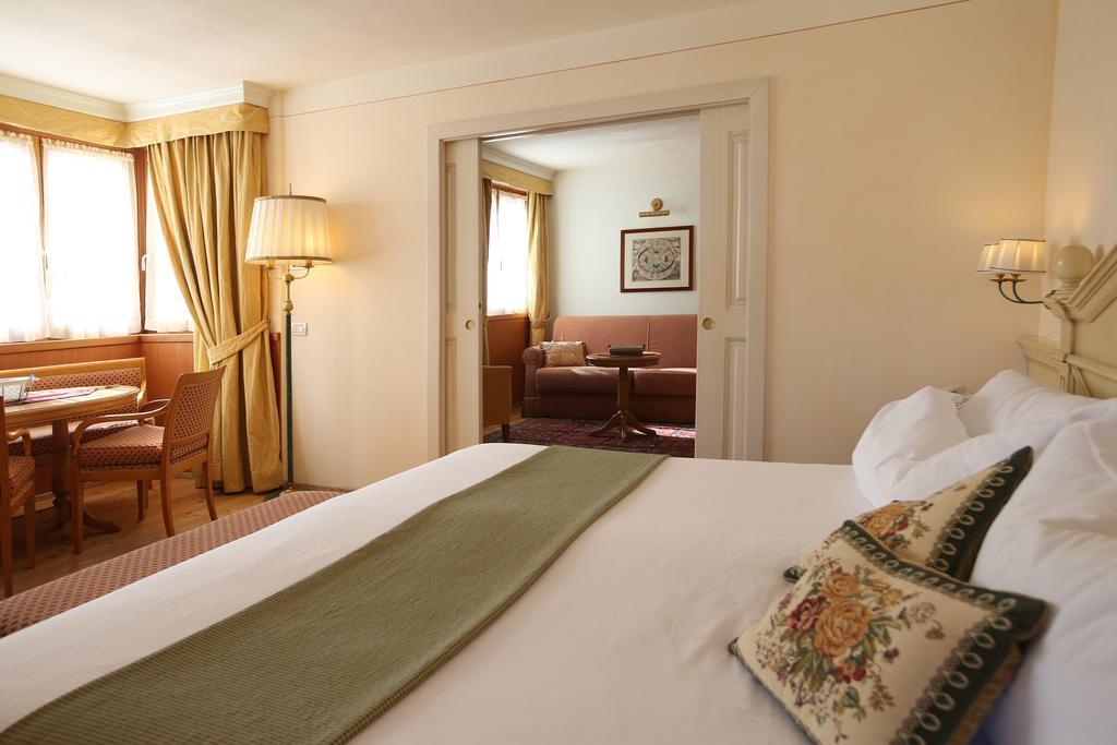 Alpen Suite Hotel Madonna Kültér fotó