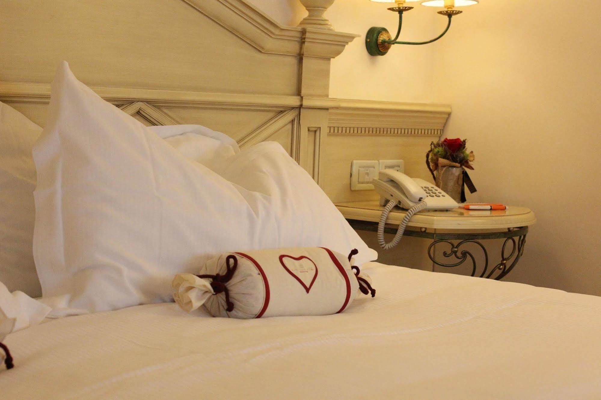 Alpen Suite Hotel Madonna Kültér fotó